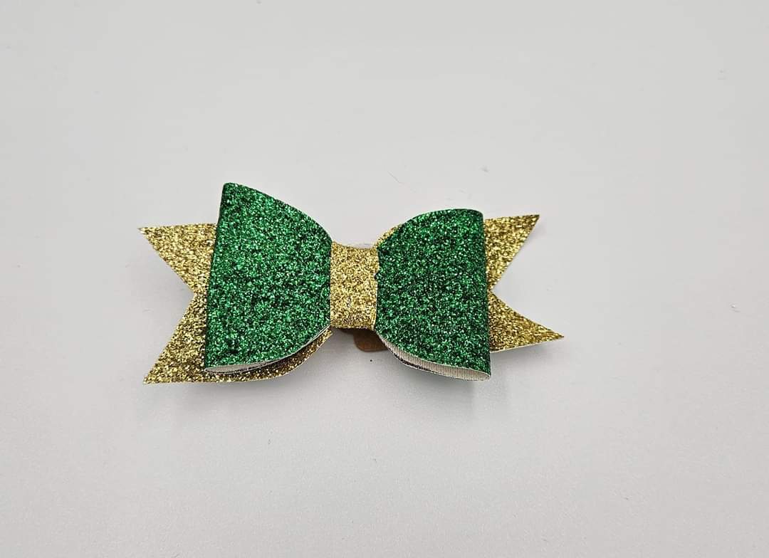 Small Faux Leather clip
