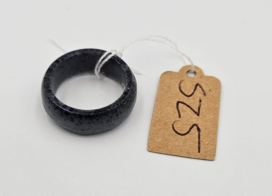 Resin rings