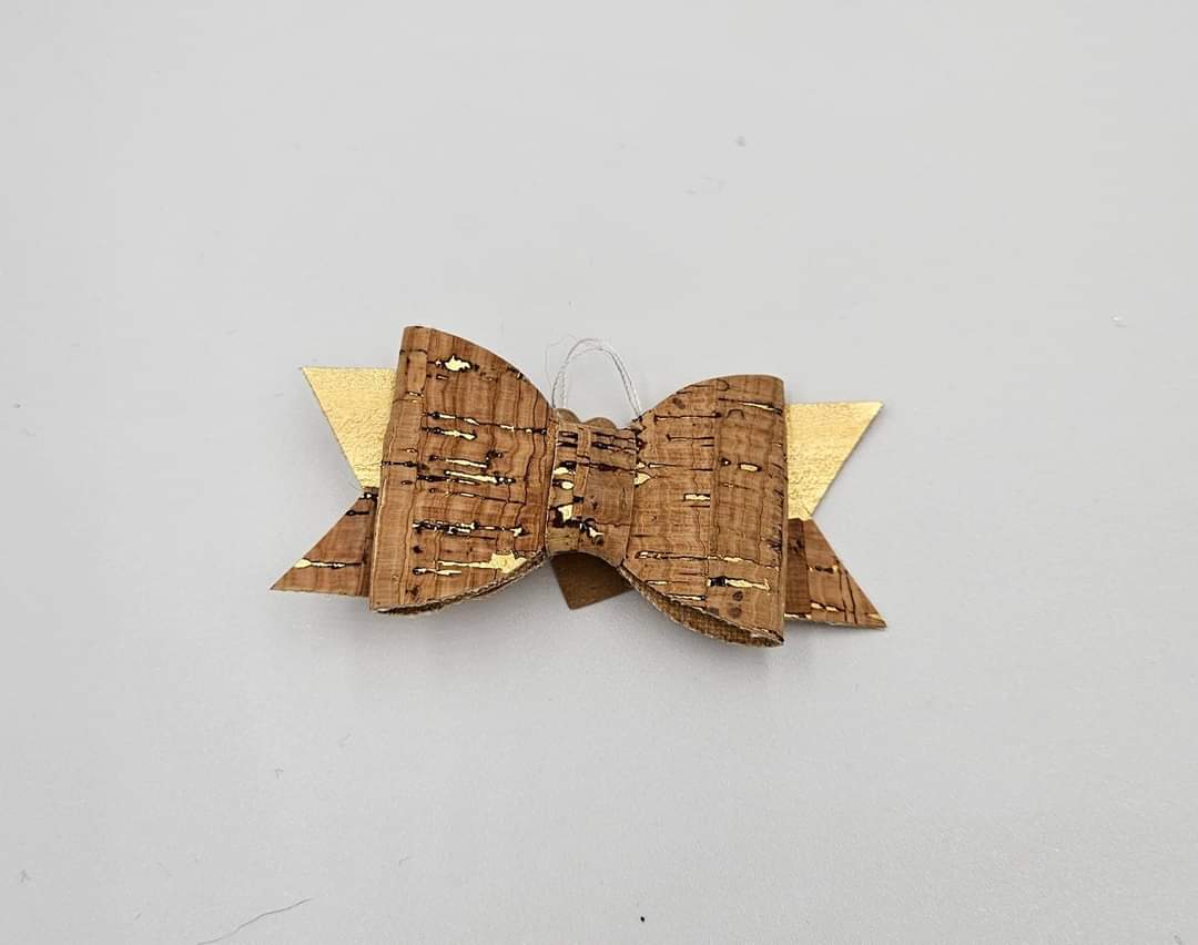 Small Faux Leather clip
