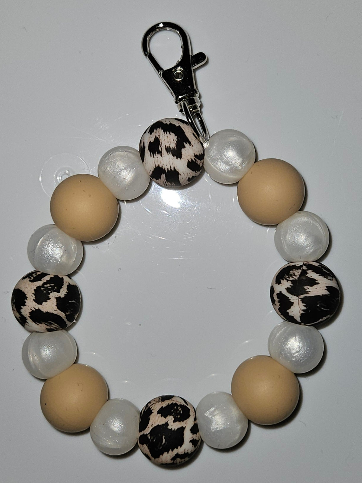 Beaded zipper pulls