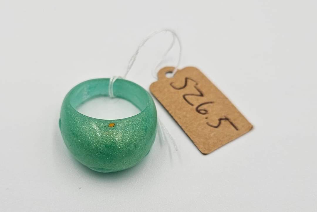 Resin rings