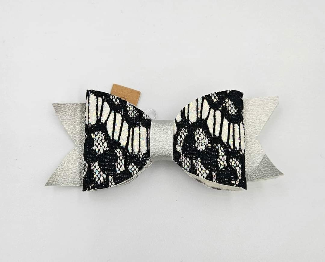 Medium Faux Leather clip