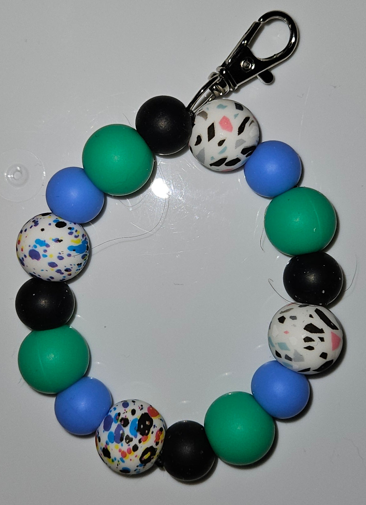 Beaded zipper pulls