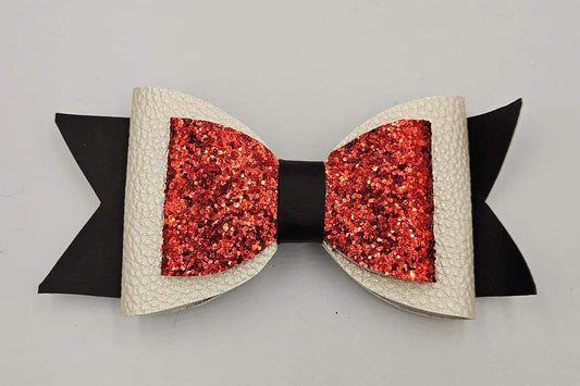 Large Faux leather Clip
