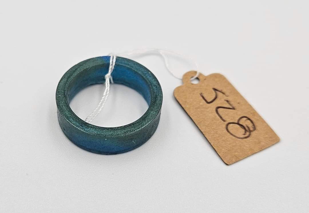 Resin rings