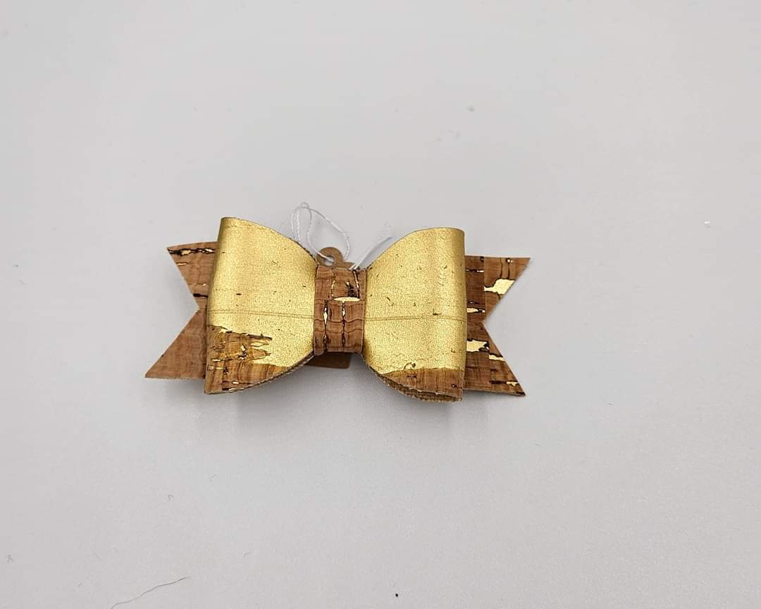 Small Faux Leather clip